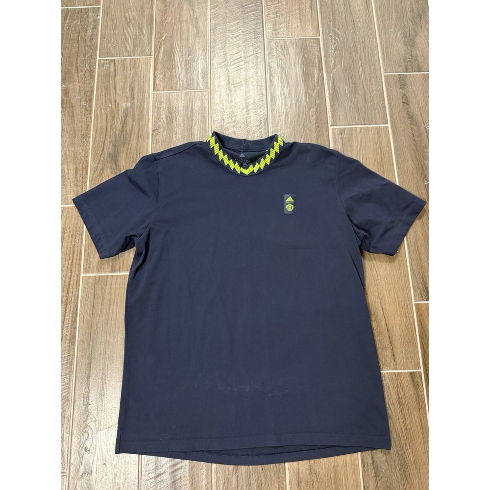Authentic Adidas Manchester United Blue Mock Neck T-Shirt Logo Size Large